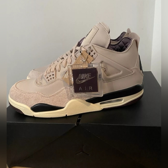 Jordan 4 A Ma Maniere W.Y.W.S size 11 Men's/12.5 Women's - Picture 1 of 16
